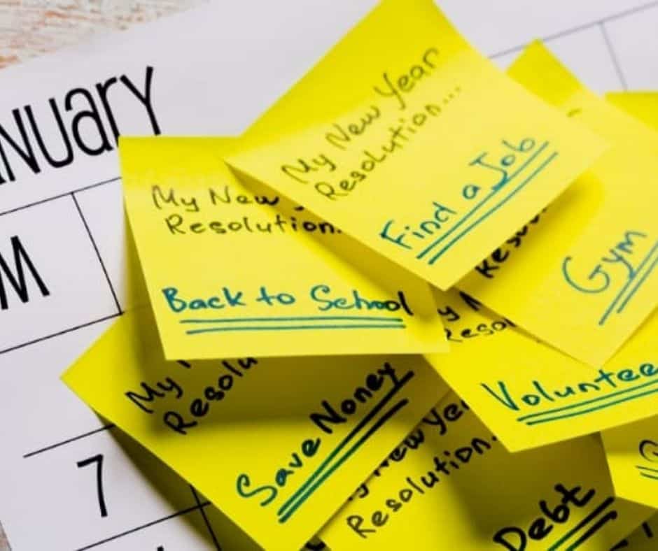 sticky notes with goal setting and resolutions